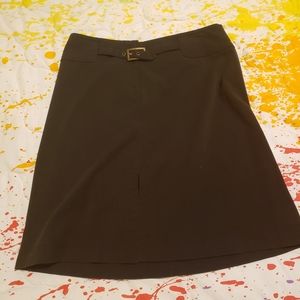 The Limited Stretch Size 6  83% Polyester 34% Viscose 2% Spandex  Slit in back